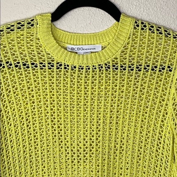 BCBG Generation Sweater in neon Yellow size XS - Picture 2 of 7